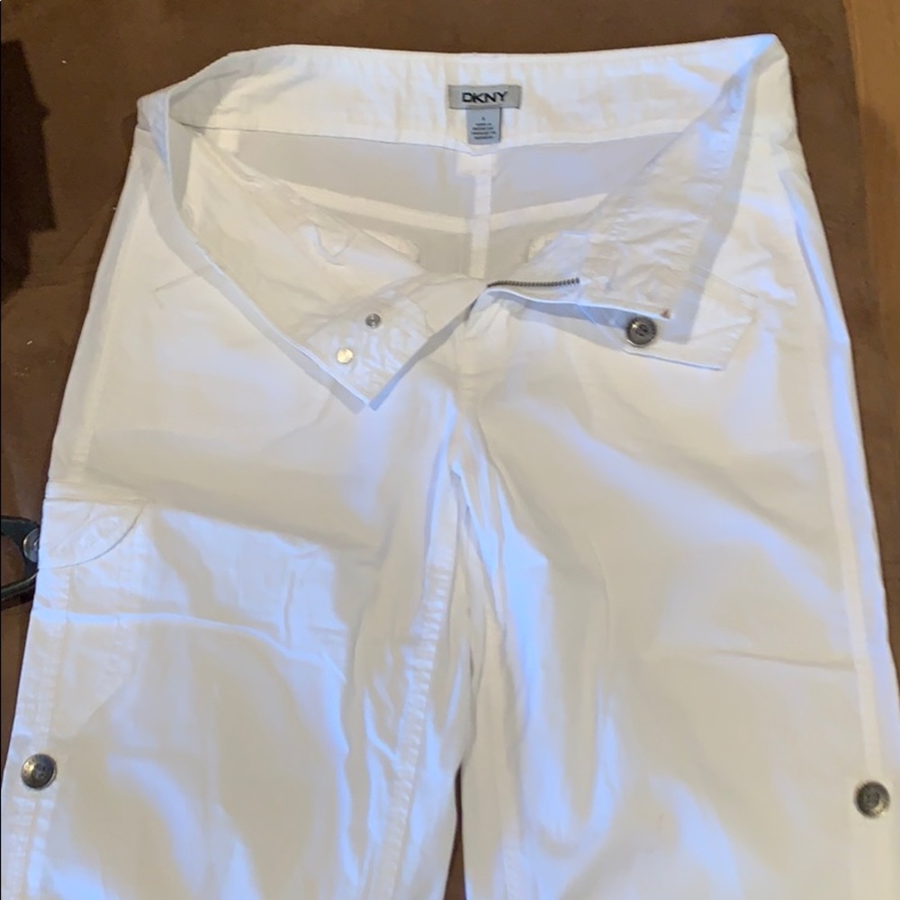 DKNY Capri